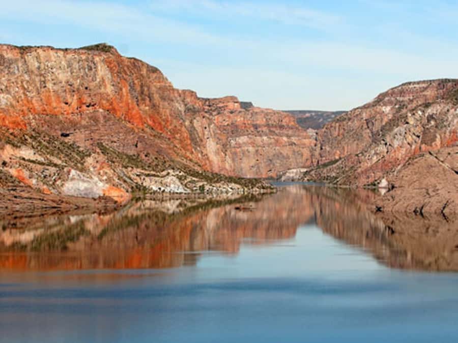 From Mendoza: San Rafael Sightseeing and Atuel Canyon Tour - The four-hour road south from Mendoza