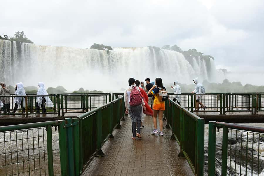 From Puerto Iguazu: Half-Day Brazilian Falls Excursion - What the seven hours really means