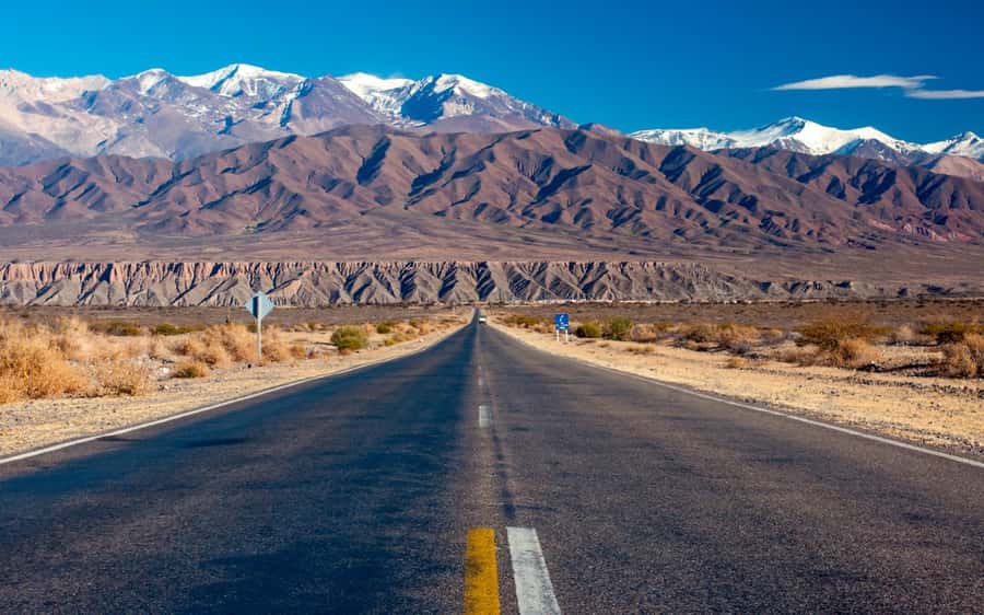 From Salta: Cachi and Los Cardones National Park Tour - Escoipe Gorge and the climb to Cuesta del Obispo