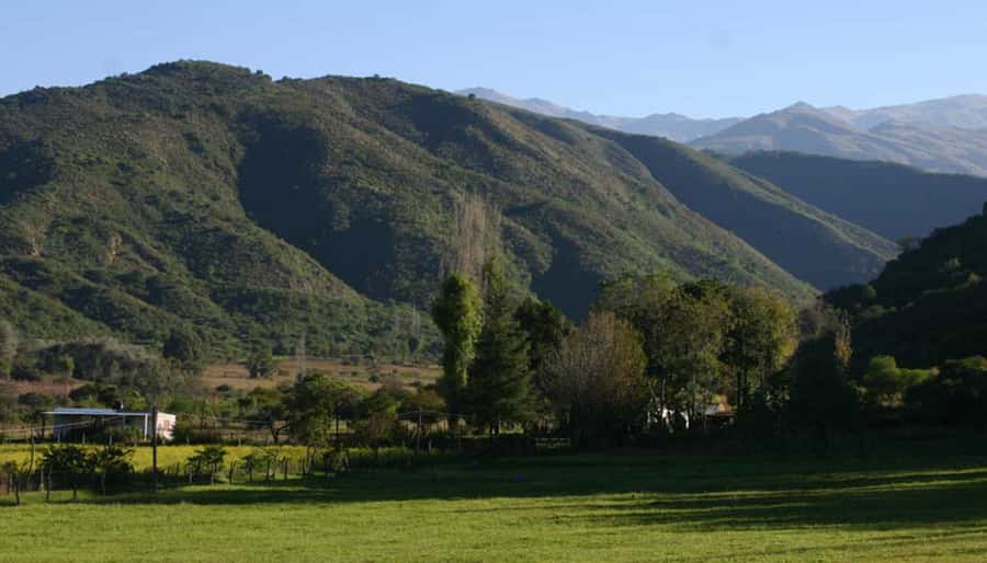 From Tucumán: Tafí del Valle, Quilmes Ruins and Cafayate - Leaving Tucumán through Los Sosa Gorge