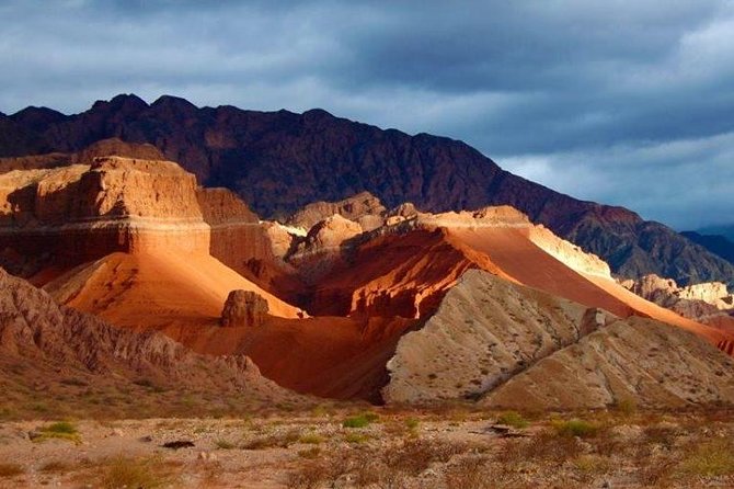 Full-day Cafayate, Lerma Valley, and Wine Tasting from Salta - Transport, group size, and comfort
