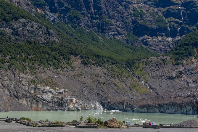 Full Day Cerro Tronador: Eternal Snow and Hanging Glaciers - Ventisquero Negro, the dark glacier