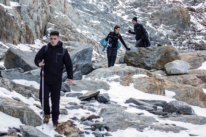 Full Day Reduced Tour to the Ojo del Albino Glacier in Argentina - Equipment, lunch, and what you must bring