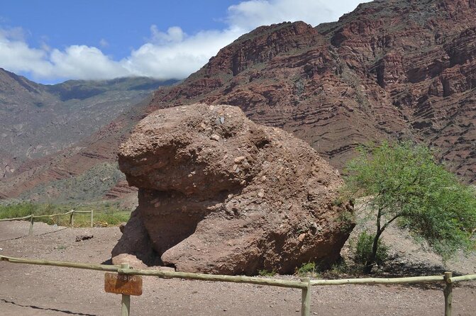 Full-Day Tour Cafayate Calchaqui Valleys with Wine - La Garganta del Diablo, a powerful first stop