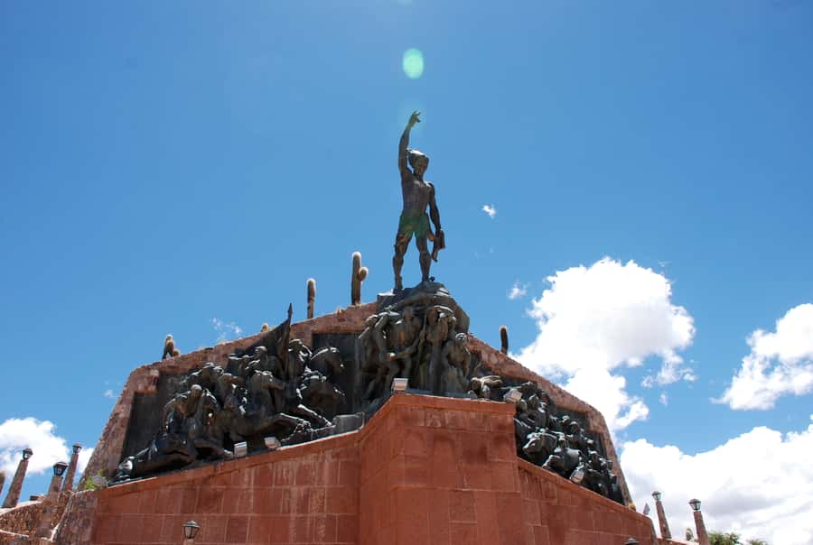 Full-Day Tour to Humahuaca from Salta - Food, markets, and the pace of the day
