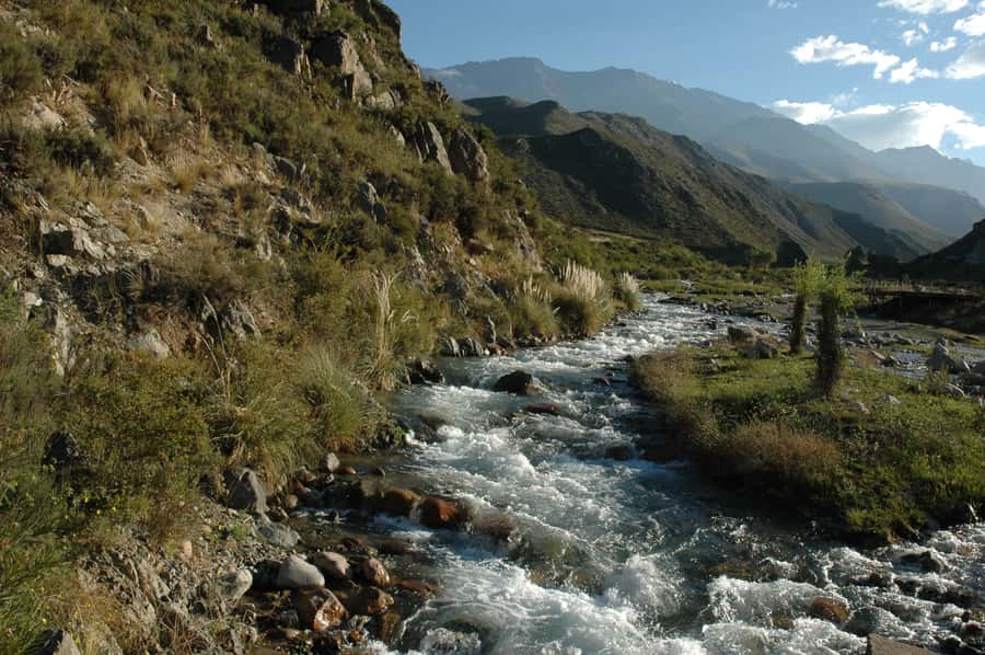 Half Day Rafting Mendoza River - Twelve kilometers of Mendoza River rapids
