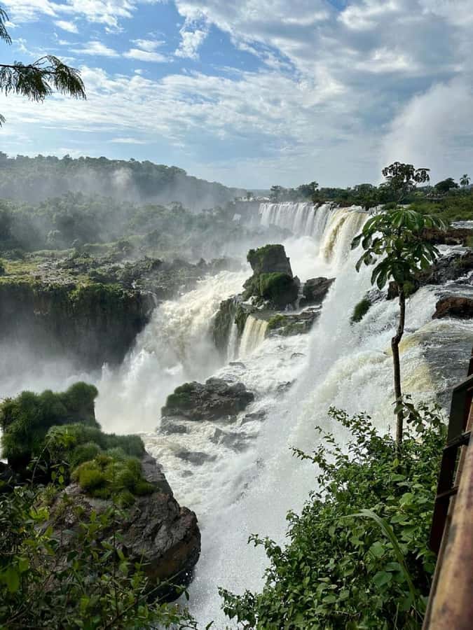Iguazu Falls: Brazil & Argentina in One Day (Private) - How this compares with visiting each side separately