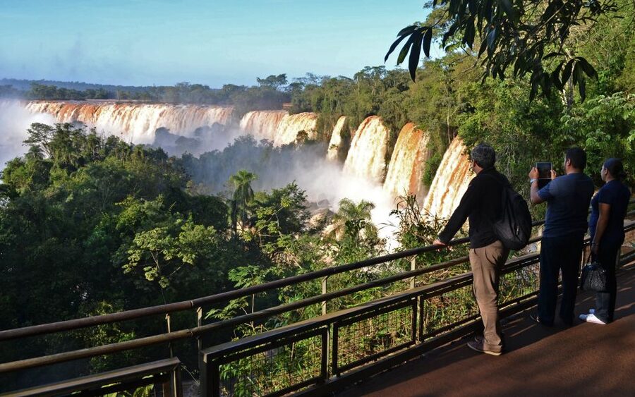 Iguazu Falls Private Day Trip from Buenos Aires - What the private guide adds