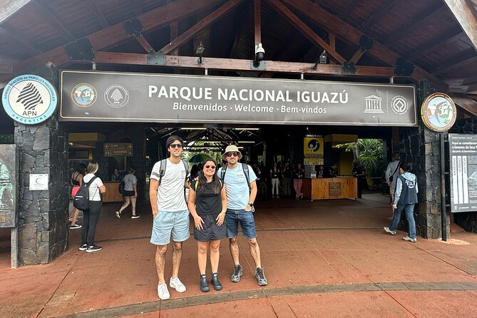Iguazú Falls Private Full Day Tour - Lower Circuit: close views and plenty of walking