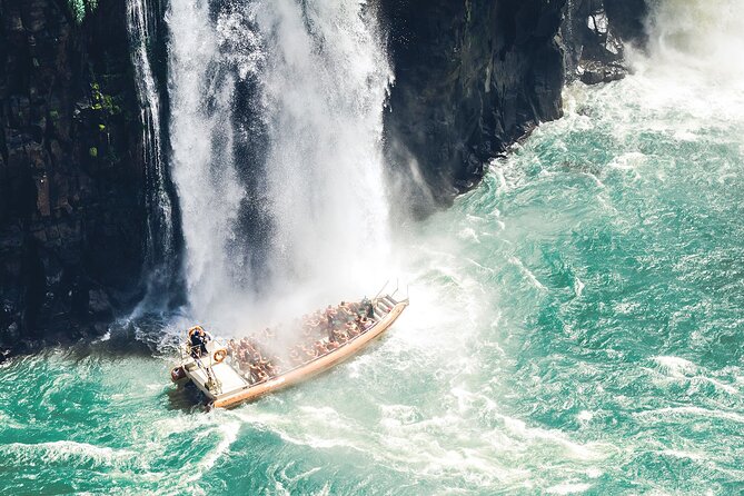Iguazú Falls Private Full Day Tour - Upper Circuit: wide views across the falls