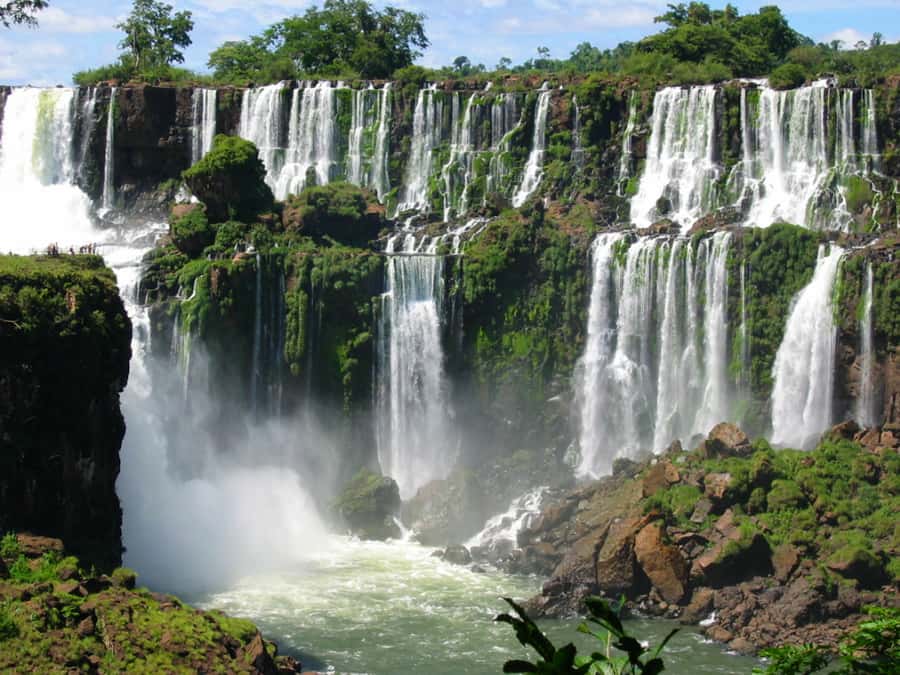 Iguazu in 2 Days: Argentina & Brazil Sides of Iguazu Falls - Border rules can make or break the Brazilian visit