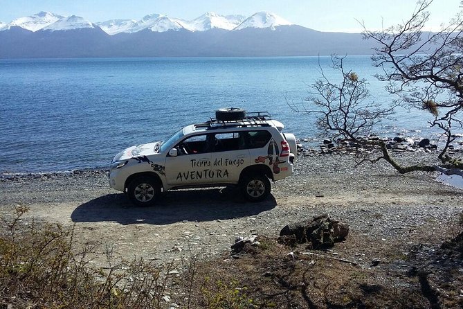 Lakes off road - A small group makes the off-road day easier