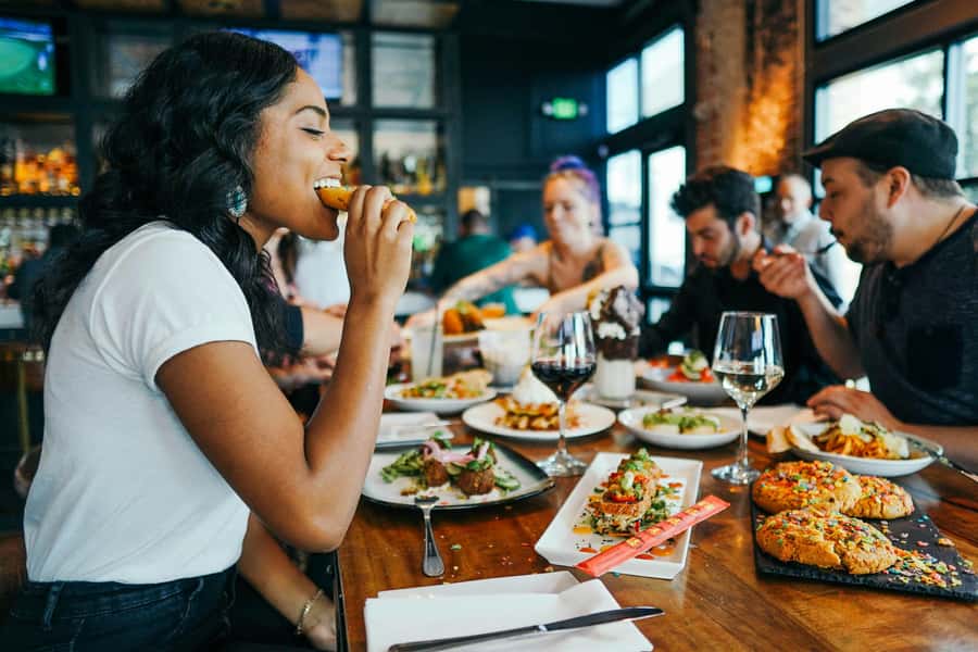 Mendoza Food Safari - 4 Top Restaurants in One Night - Walking Mendoza between courses
