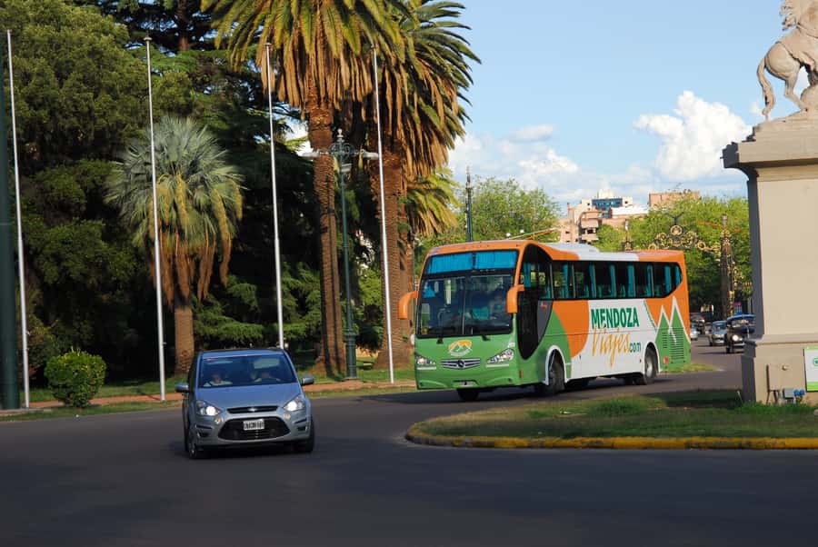 Mendoza: Half-Day Sightseeing City Tour - A useful first look at Mendoza