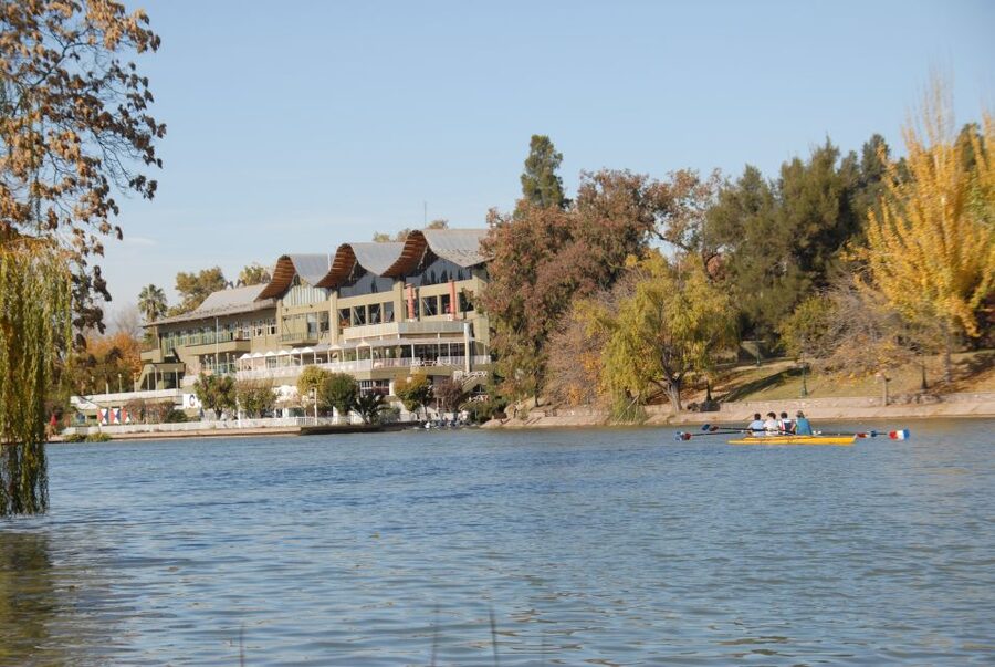Mendoza: Half-Day Sightseeing City Tour - FAQ
