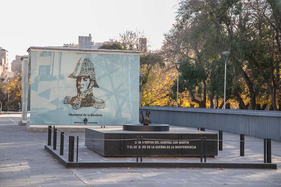 Mendoza: Half-Day Sightseeing Tour - Who should book this four-hour outing?