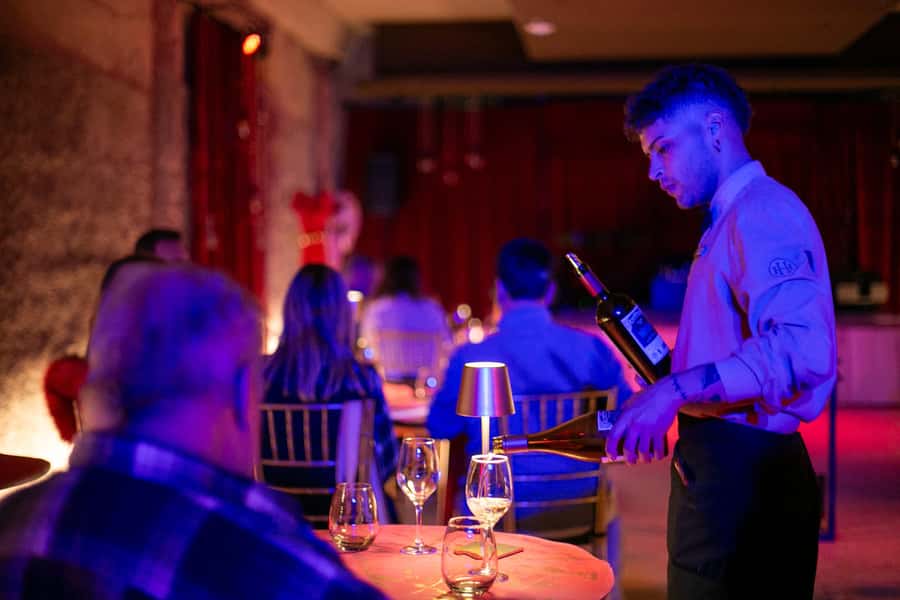 Mendoza: Tango Show with Dinner at Hualta Winery Hotel - What the Argentine dinner adds