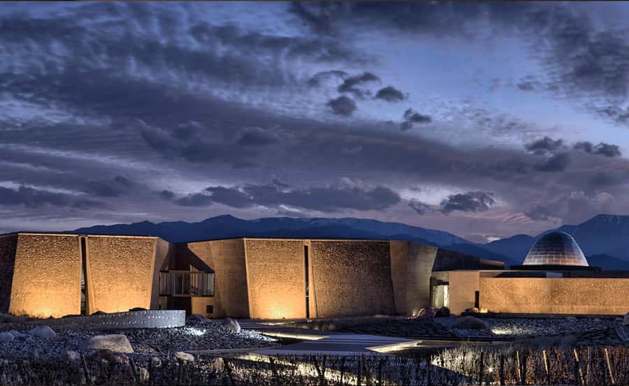 Mendoza: Tour with tasting and lunch High Altitude Wineries - Why the architecture matters as much as the wine