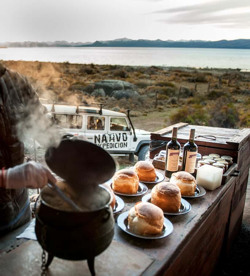 NATIVE EXPERIENCE - LAKES AND CAVERNS - Lunch or dinner inside the main cave