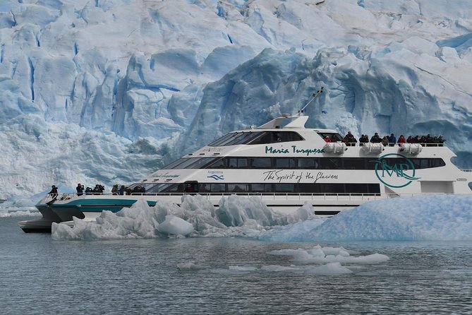 Perito Moreno boat tour from El Calafate: Glaciares Gourmet - Upsala Glacier and the first ice fields