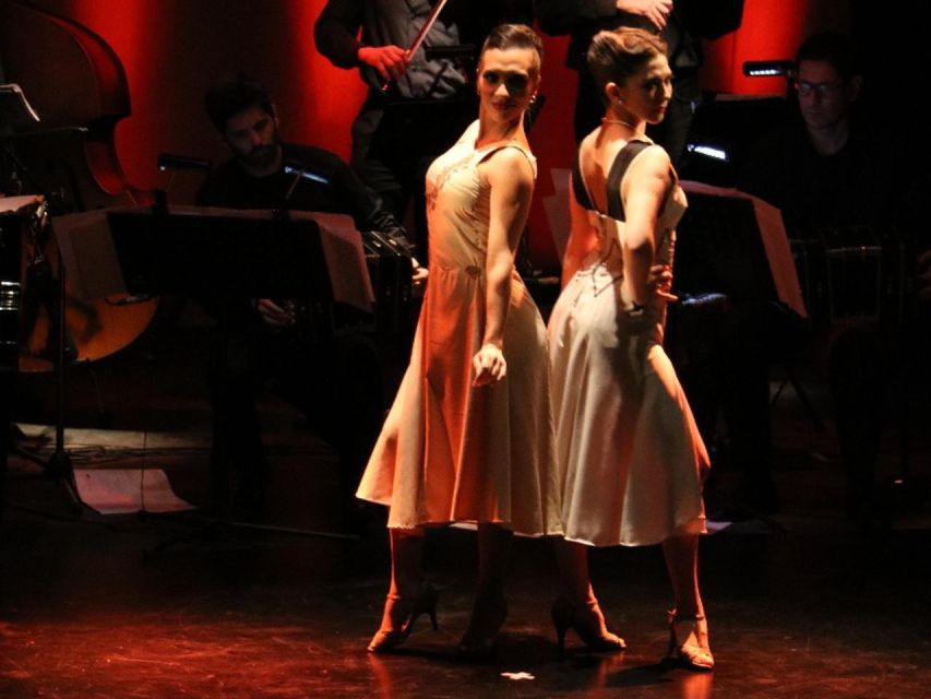 Piazzolla Tango: Only Show + Beverages - Drinks, wine, and the question of dinner