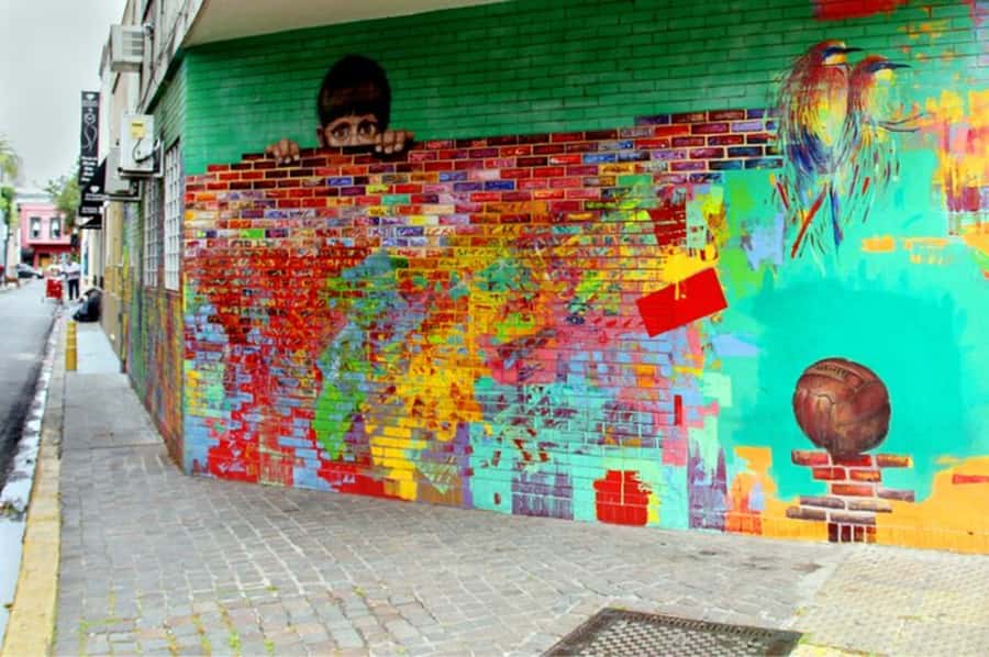 Premium Argentinian Wine and Malbec Tasting & Urban Art Tour - Languages, timing, and practical planning