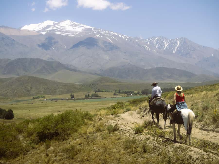 Private Experience: Horseback Riding and BBQ in the Mountain - Estancia La Carrera - Who will enjoy this most