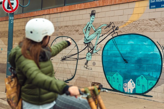 Private Off the Beaten Path: Hidden Urban Art Bike Tour - Why this bike tour shows a more useful Buenos Aires