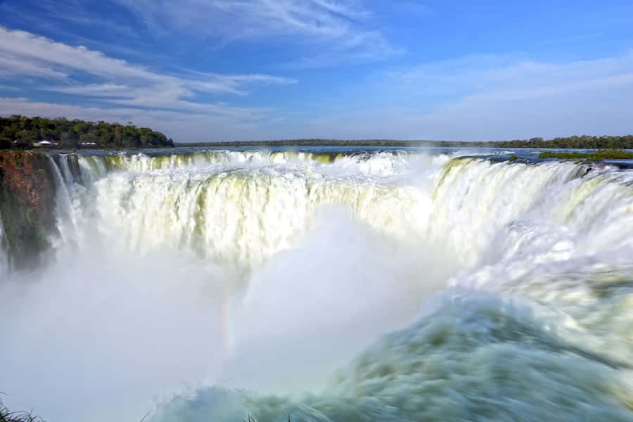 Puerto Iguazu: Iguazu Falls Argentinian Side Full-Day Tour - The Superior Circuit: broad views and easy orientation