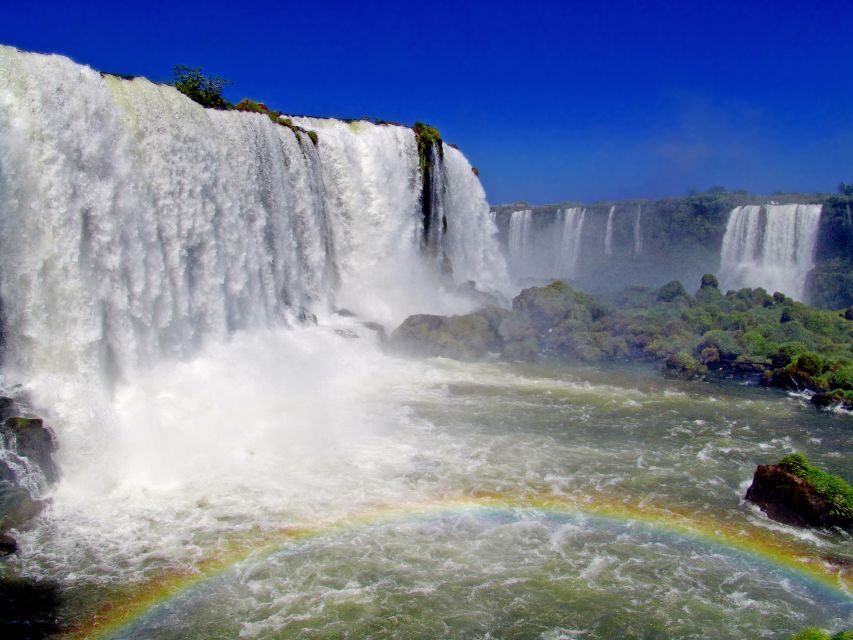 Puerto Iguazu: Iguazu Falls Argentinian Side Full-Day Tour - The Inferior Circuit: closer water and more effort