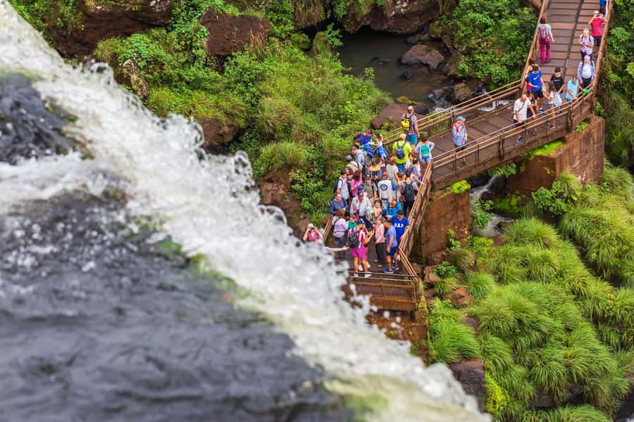 Puerto Iguazu: Iguazu Falls Boat Tour and Gran Aventura - From Foz do Iguaçu to the Argentine park