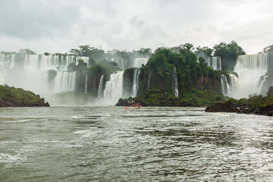 Puerto Iguazu: Iguazu Falls Boat Tour and Gran Aventura - How reliable is the organization?