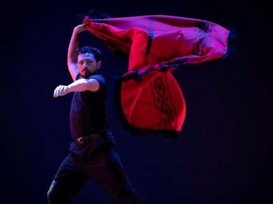 Puerto Iguazú: Madero Tango Show with Optional Dinner - Adding the six-course dinner