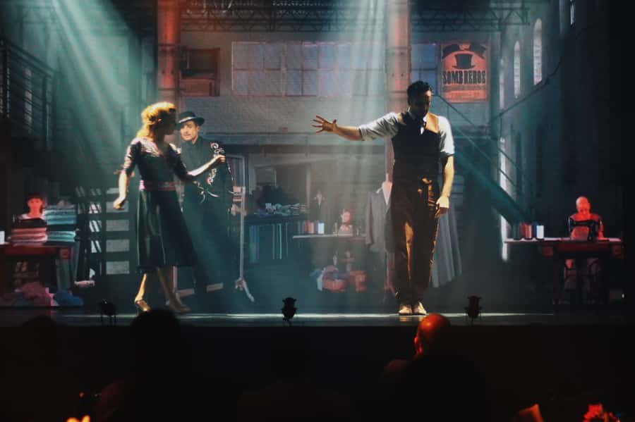 Puerto Iguazú: Madero Tango Show with Optional Dinner - The casino option after the performance