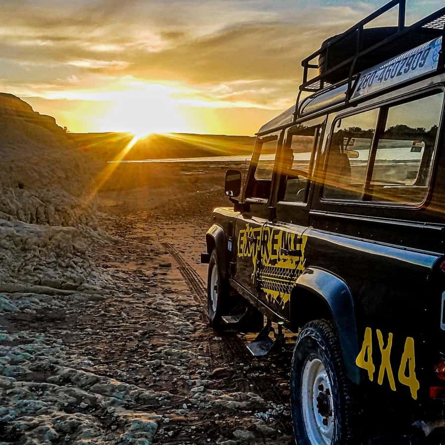 PUERTO MADRYN: 4 X 4 ADVENTURE EXPERIENCE ON THE MOST BEAUTIFUL BEACHES! - A short 4x4 escape from Puerto Madryn