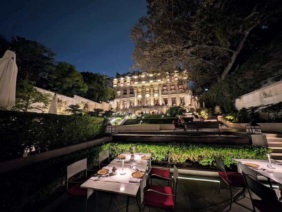 Recoleta Walking Tour and Live Jazz Show - Embassy buildings and the Arroyo route