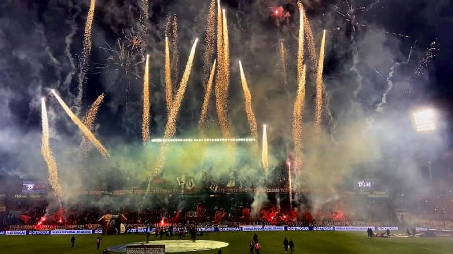 Rosario: Newell's Old Boys Football Match and Messi Tour - La Bajada, where Messi’s story began