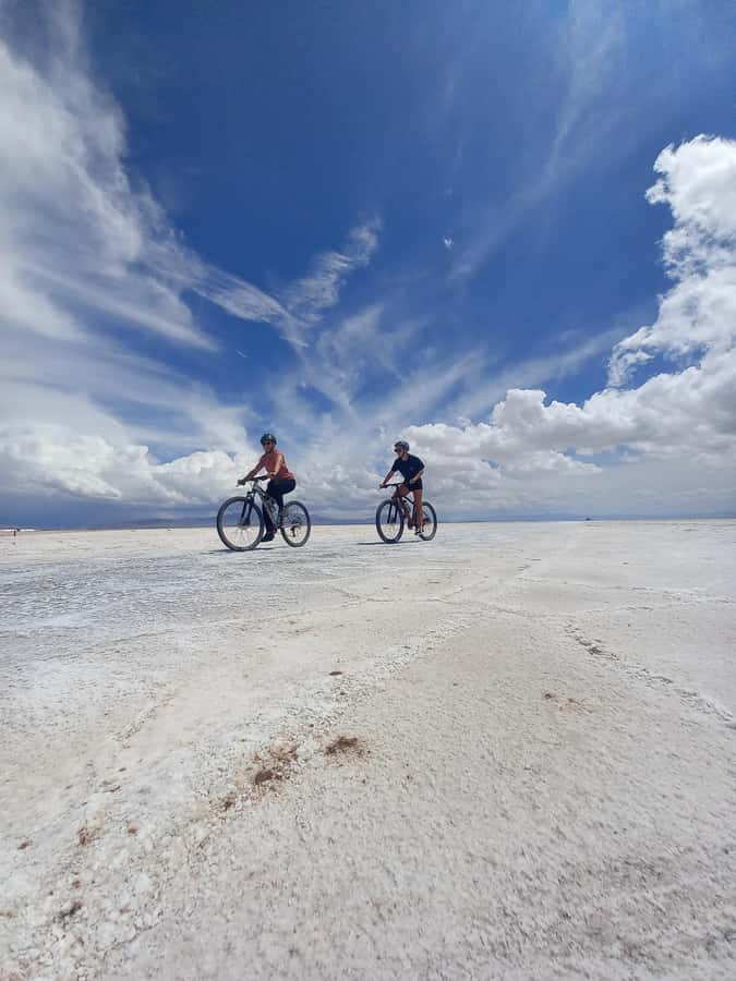 Salinas grandes by bike with lunch - Seven kilometers across the salt