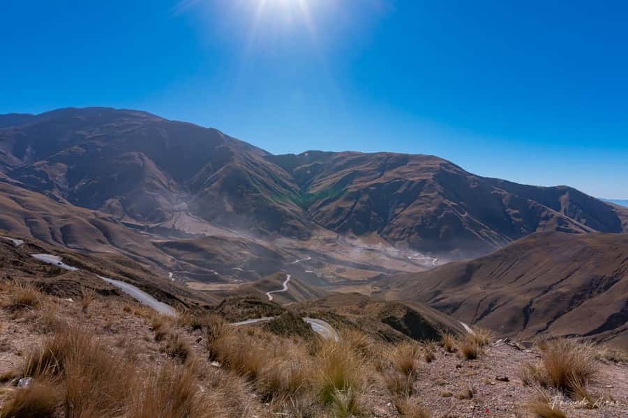 Salta: Cafayate, Cachi, and Salinas Grandes Guided Day Trips - Day 1: Tobacco fields, red rock, and Cafayate Torrontés
