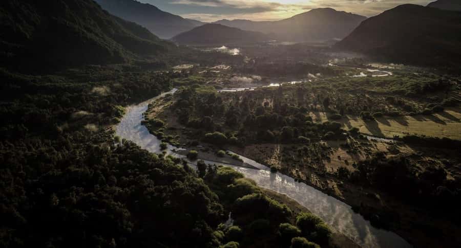 San Martin de los Andes along the Route of the 7 Lakes - Guides, language, and the human side of the trip
