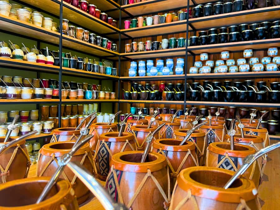 Secret Food Tour: Buenos Aires - Plaza Inmigrantes de Armenia and Old Palermo