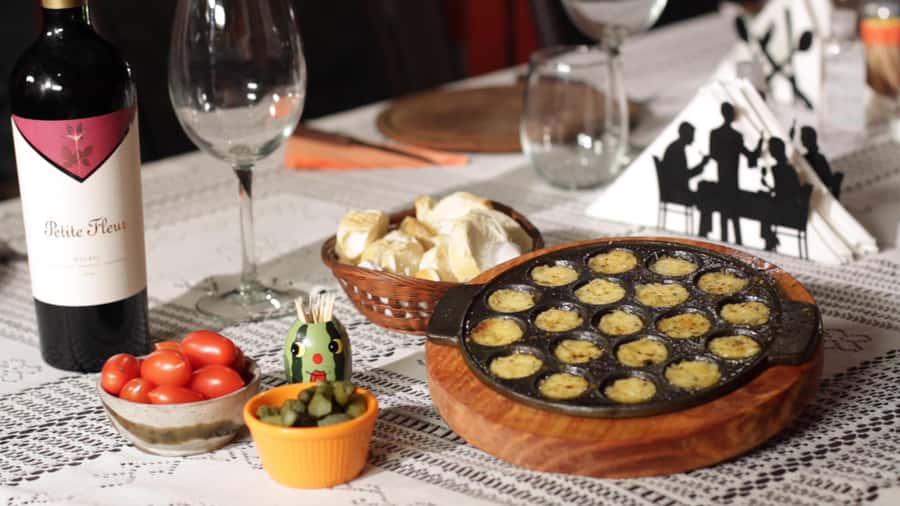 Secrets of Asado in Buenos Asado, BBQ and Dinner - Choripan and the first taste of red wine