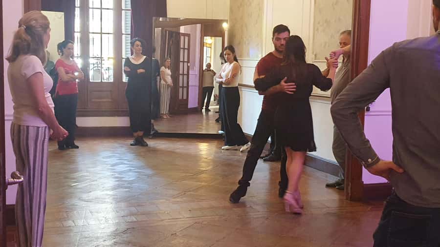 Tango Lesson in Buenos Aires with professional dancers - Entering an old Buenos Aires tango school
