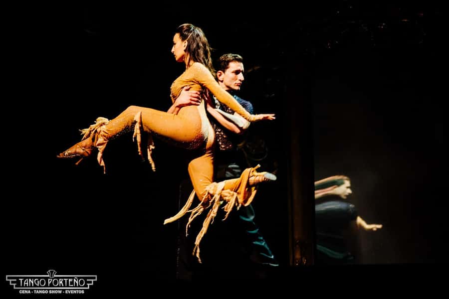 Tango Porteño: The Best Tango Night in Buenos Aires - Dinner at 8:45 pm: The Best Way to Fill the Evening
