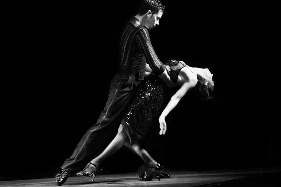 Tango Show at El Querandi with optional Dinner - What to expect from the food and drinks