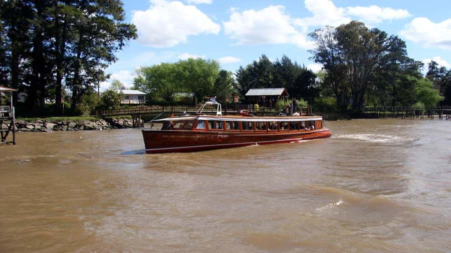Tigre Full-Day Tour with Boat Ride - Returning to Buenos Aires by train