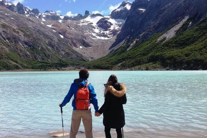 Trekking Emerald Lagoon - The 9:00 a.m. pickup keeps the morning simple