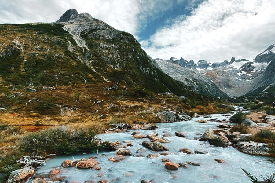 Trekking to Emerald Lagoon - From Ushuaia to the Tierra Mayor Valley
