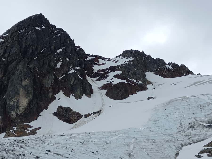 Trekking to Vinciguerra glacier and Tempanos lagoon - Reaching Vinciguerra Glacier on foot