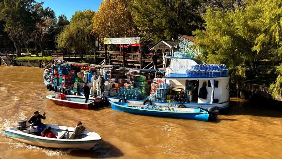 Unique Tigre and Delta Private Day Cruise Navegation - Puerto de Frutos and the final shopping stop